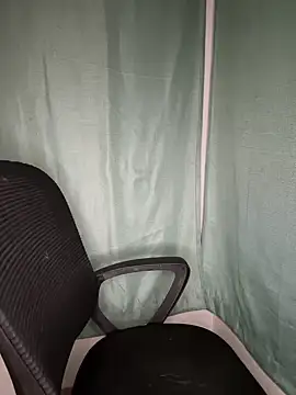 Snapshot of CharismaaBanx chatting on 8, 2, 2025 CharismaaBanx online show from 8, 2, 2025