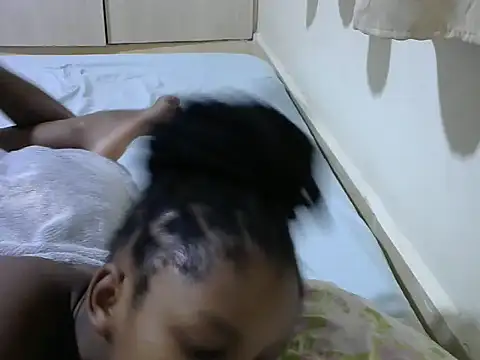 Snapshot of queen-sasha chatting on 12, 3, 2025 queen-sasha online show from 12, 3, 2025