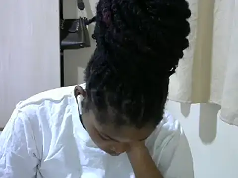 Snapshot of queen-sasha chatting on 20, 3, 2025 queen-sasha online show from 20, 3, 2025