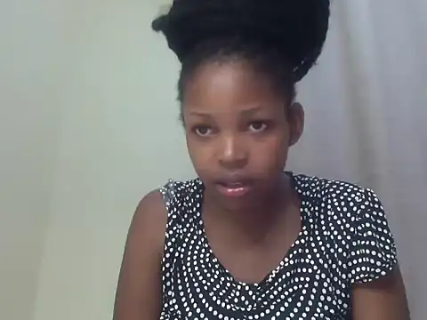 Snapshot of queen-sasha chatting on 15, 11, 2025 queen-sasha online show from 15, 11, 2025