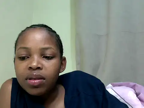 Snapshot of queen-sasha chatting on 13, 5, 2026 queen-sasha online show from 13, 5, 2026