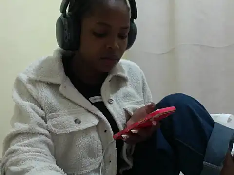 Snapshot of queen-sasha chatting on 22, 5, 2026 queen-sasha online show from 22, 5, 2026