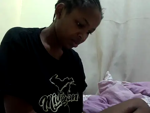 Snapshot of queen-sasha chatting on 13, 6, 2026 queen-sasha online show from 13, 6, 2026