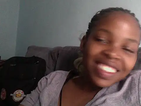 Snapshot of queen-sasha chatting on 5, 7, 2026 queen-sasha online show from 5, 7, 2026