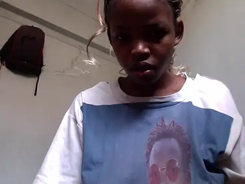 Snapshot of queen-sasha chatting on 9, 7, 2026 queen-sasha online show from 9, 7, 2026
