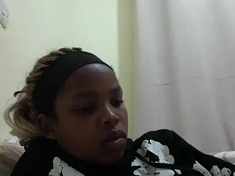 Snapshot of queen-sasha chatting on 15, 7, 2026 queen-sasha online show from 15, 7, 2026