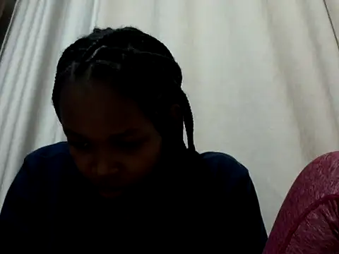 Snapshot of queen-sasha chatting on 7, 8, 2026 queen-sasha online show from 7, 8, 2026
