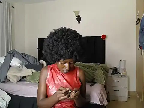 thicky anncy online show from 29, 7, 2026