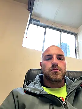 parallelo990 online show from 23, 10, 2025