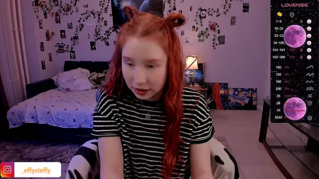 Snapshot of CallMeEffy1 chatting on 12, 3, 2025 CallMeEffy1 online show from 12, 3, 2025