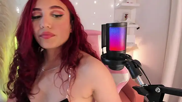 Snapshot of veronicaxx69 chatting on 14, 7, 2026 veronicaxx69 online show from 14, 7, 2026