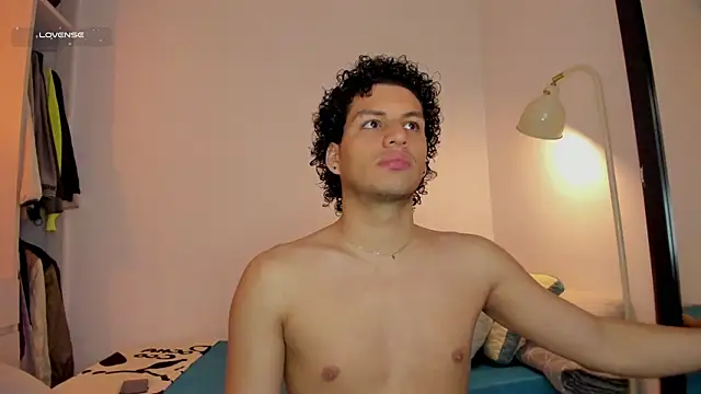 Curlblue online show from 5, 12, 2025