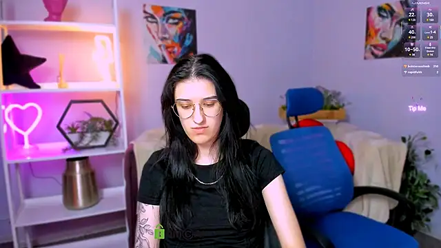 Snapshot of scarlet_mooore chatting on 17, 3, 2025 scarlet mooore online show from 17, 3, 2025