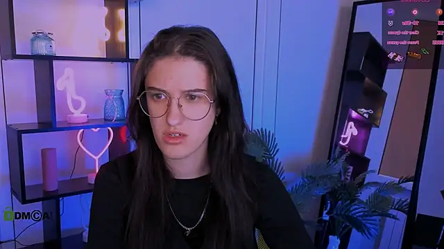 Snapshot of scarlet_mooore chatting on 23, 9, 2025 scarlet mooore online show from 23, 9, 2025