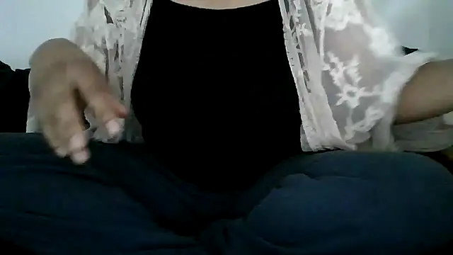 Snapshot of Daszler chatting on 6, 3, 2025 Daszler online show from 6, 3, 2025