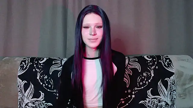 Snapshot of Sexpired_Princess chatting on 20, 6, 2026 Sexpired Princess online show from 20, 6, 2026
