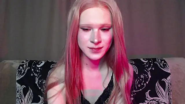 Snapshot of Sexpired_Princess chatting on 26, 7, 2026 Sexpired Princess online show from 26, 7, 2026