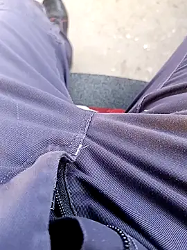 Snapshot of vadszex31 chatting on 29, 10, 2025 vadszex31 online show from 29, 10, 2025