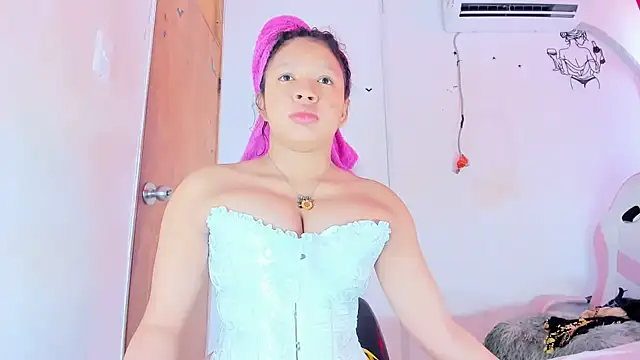 Emily Coper18 online show from 2, 3, 2026