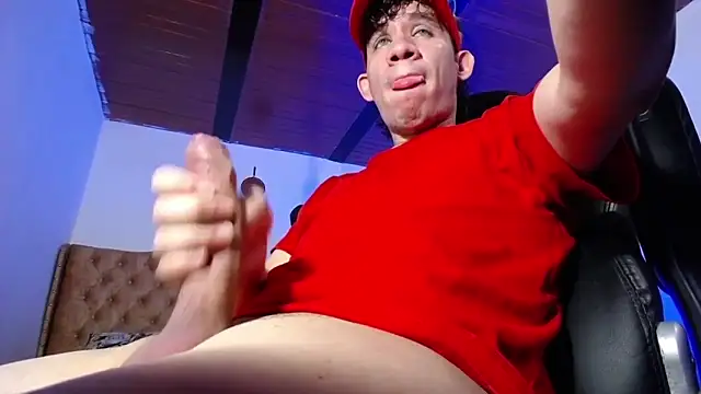 Snapshot of cute_eidenx chatting on 10, 4, 2026 cute eidenx online show from 10, 4, 2026