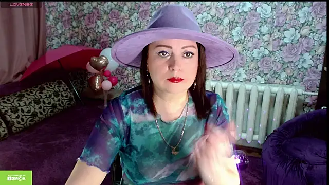 Julia-ru online show from 16, 4, 2026