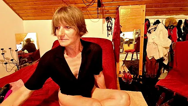 Hot Colettte online show from 3, 6, 2026