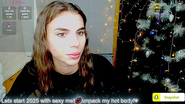 EmmyGreans online show from 3, 1, 2025