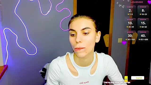 EmmyGreans online show from 4, 2, 2025