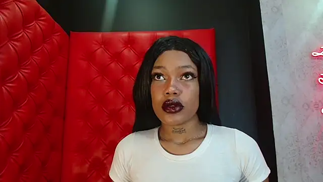 CrystalBrooke3x online show from 17, 11, 2025