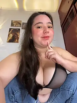 Snapshot of LunaGil1 chatting on 29, 7, 2026 LunaGil1 online show from 29, 7, 2026