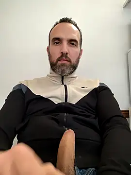 leon3875 online show from 9, 10, 2025