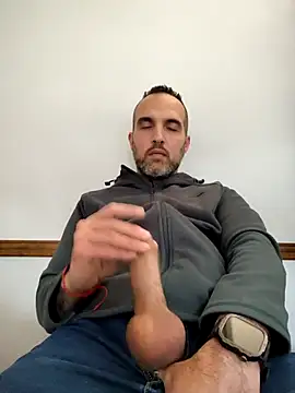 leon3875 online show from 21, 11, 2025