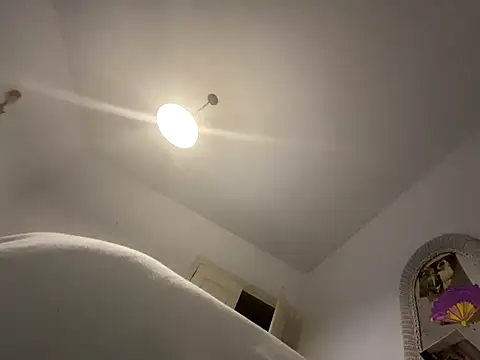 Bossinmidd12 online show from 1, 12, 2024