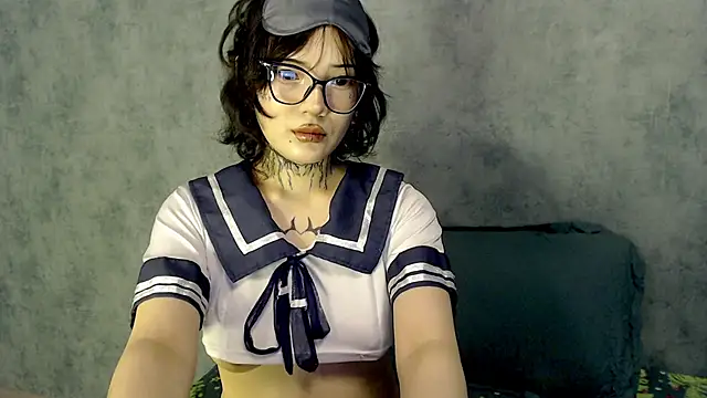 Snapshot of LizzieLight chatting on 14, 12, 2024 LizzieLight online show from 14, 12, 2024