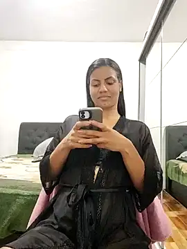 Snapshot of Bella_Anjoss chatting on 8, 1, 2025 Bella Anjoss online show from 8, 1, 2025
