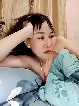 Snapshot of Ana_love2000 chatting on 10, 9, 2025 Ana love2000 online show from 10, 9, 2025