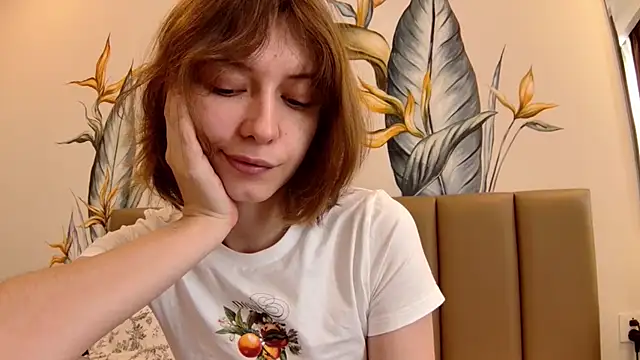 Snapshot of sun_place chatting on 13, 1, 2025 sun place online show from 13, 1, 2025