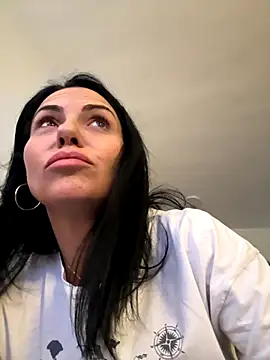 KimKelly13 online show from 13, 10, 2025