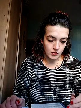 Snapshot of LadyMinnie chatting on 4, 11, 2025 LadyMinnie online show from 4, 11, 2025