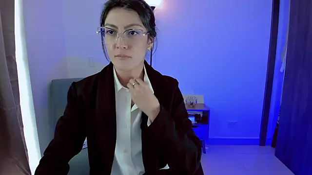 Lilabril online show from 30, 1, 2025