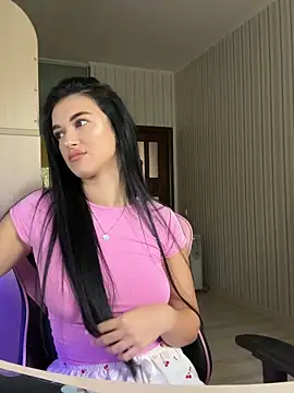 Julietta a online show from 11, 10, 2025