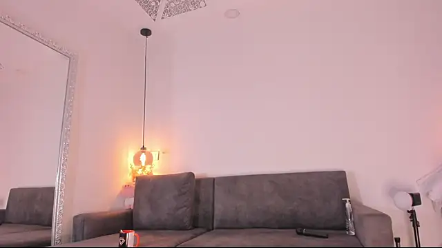 Isabella francoo online show from 22, 10, 2025