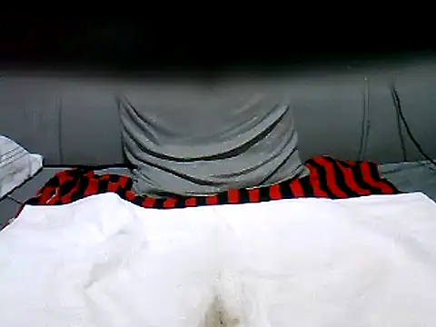 Snapshot of cutey-smile chatting on 13, 3, 2025 cutey-smile online show from 13, 3, 2025