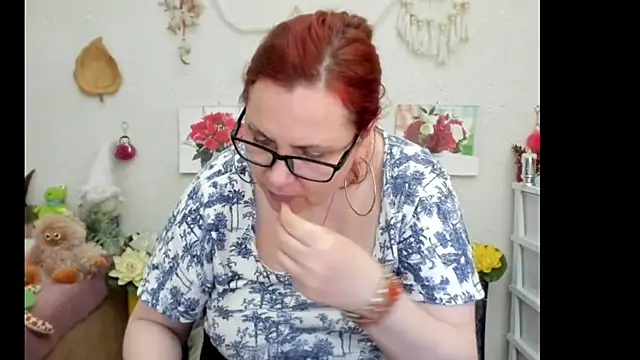 PlayfullMature online show from 16, 9, 2025