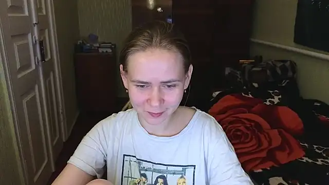 Riley Roo online show from 13, 12, 2024