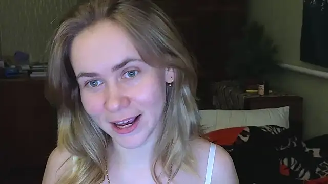 Riley Roo online show from 15, 12, 2024