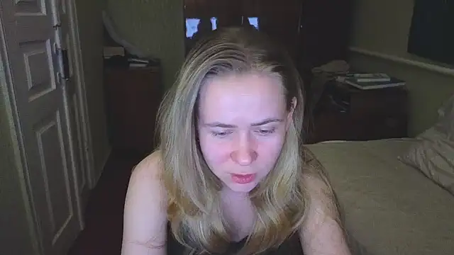 Riley Roo online show from 20, 3, 2025