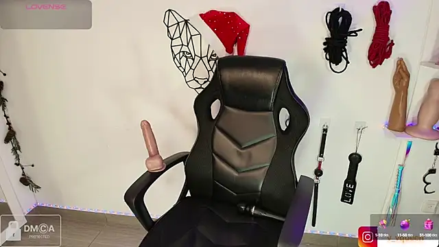 Violet-Queen online show from 31, 12, 2024