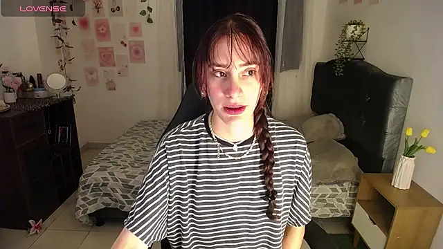 IsaBaileys  online show from 24, 7, 2026