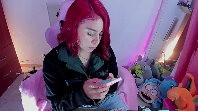 saralolo420 online show from 17, 4, 2026